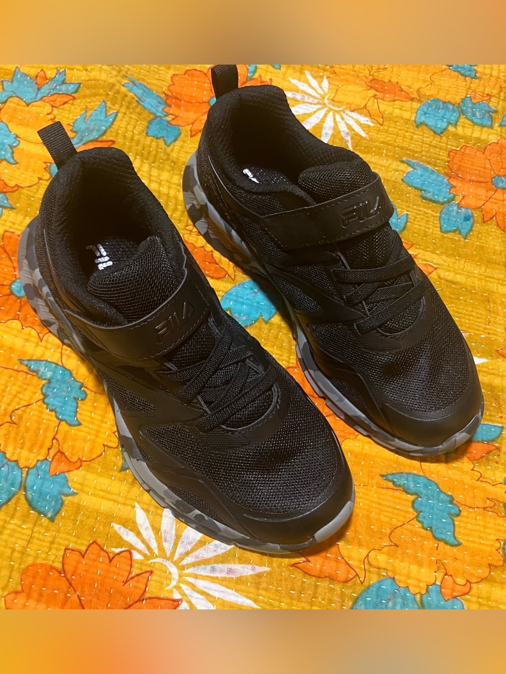 Boy’s Black Sneakers with Camo Sole